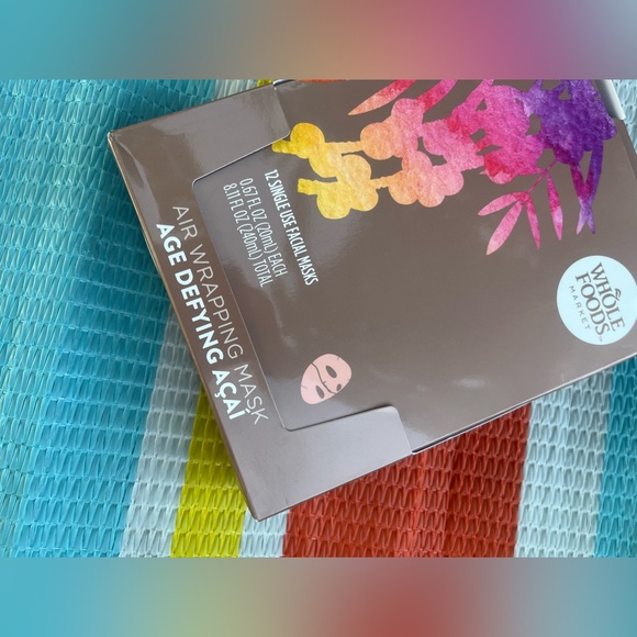 🛍️✨NIB✨🛍️ AIR WRAPPING MASK AGE DEFYING AÇAÍ Face Mask Accessory - Picture 6 of 10